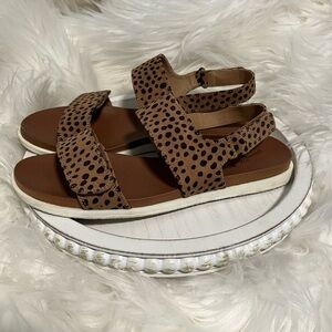 Size 8 Universal Thread Leopard Spot Strappy Sandals